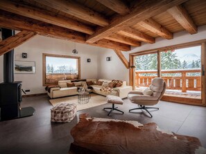 Fernseher, Kamin, Videospiele