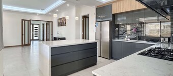 Spacious 4 bed home with open plan living