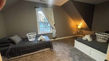 1 bedroom, WiFi, bed sheets