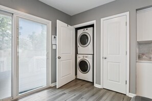 Interior - Beach Bliss in Hampton – Minutes to the Shore! (Hampton)