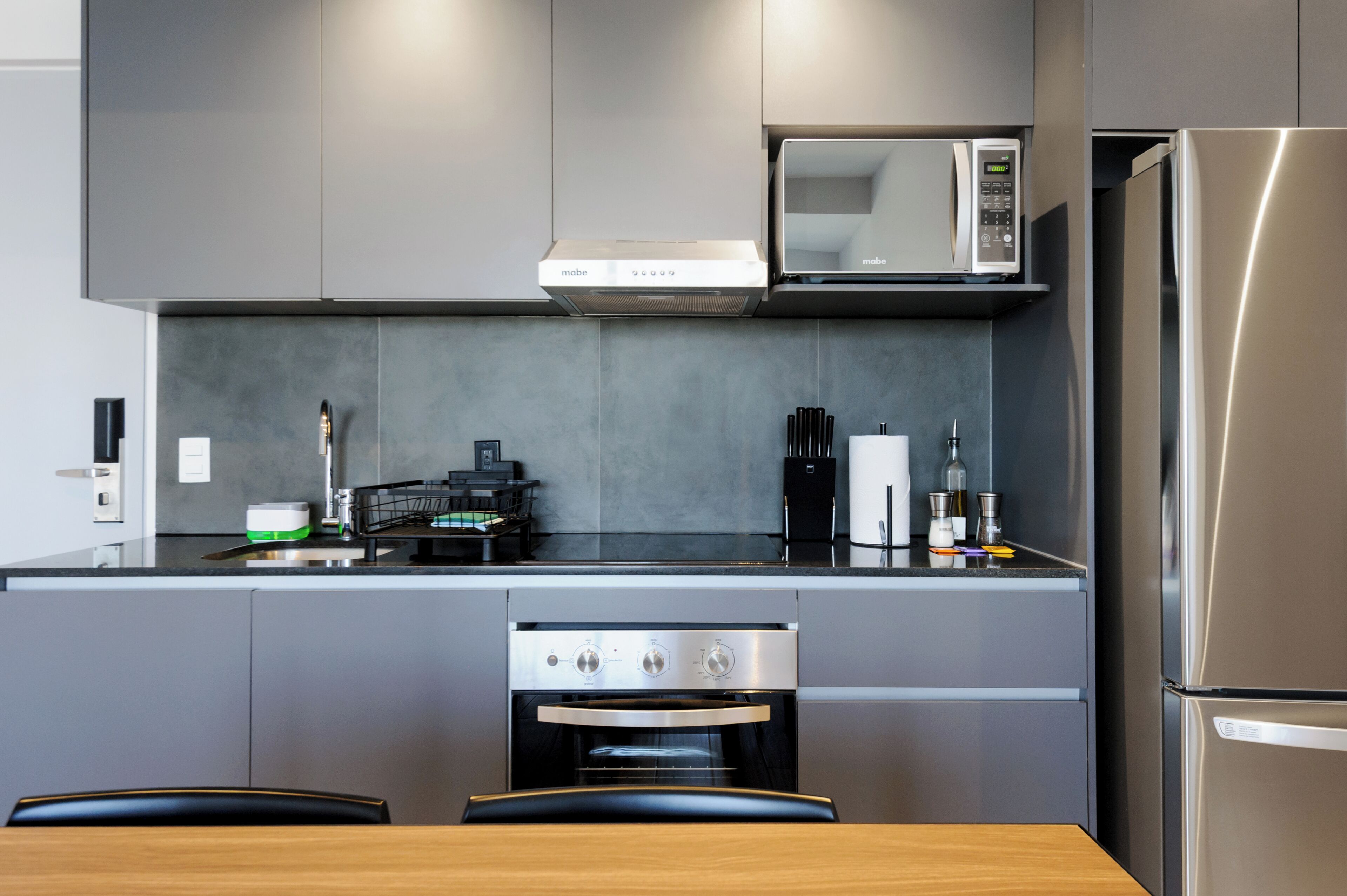 Apartment, 2 Schlafzimmer | Eigene Küche | Mikrowelle, Herdplatte, Kochgeschirr/Geschirr/Besteck