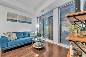 Luokittelematon kuva, 3 kautta 11, painike