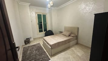 3 bedrooms, iron/ironing board, internet