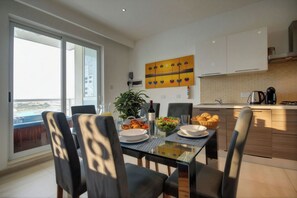 Apartment (4 Bedrooms) | Interior - Spacious Private Apartment With Sunny Balcony (Sliema)