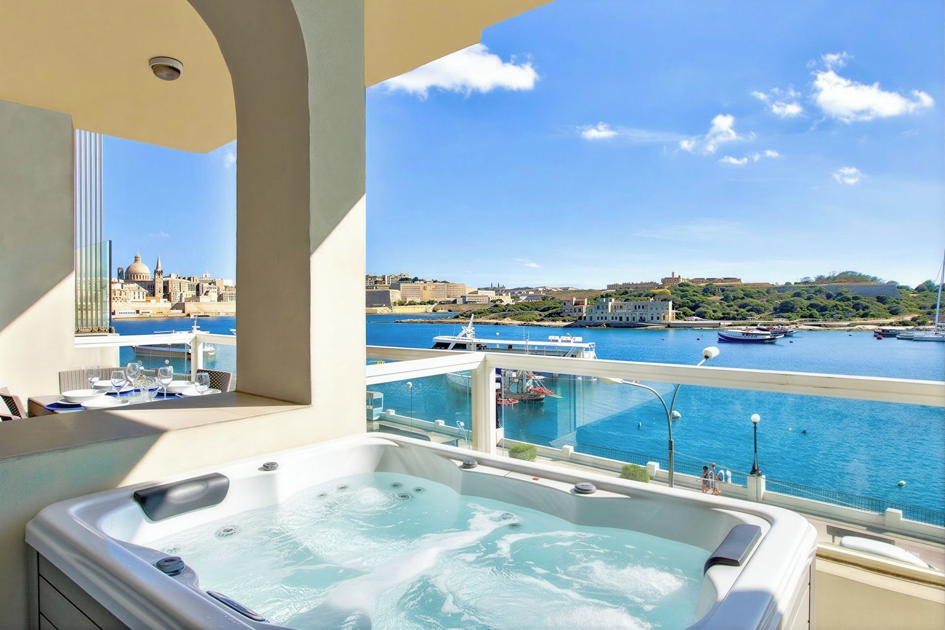 Apartment (4 Bedrooms) | Front of property