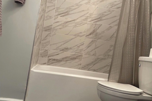 Handtücher, Seife, Toilettenpapier