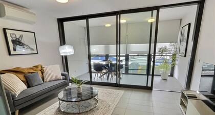 Modern 1BR Views in Belconnen