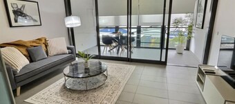 Modern 1BR Views in Belconnen