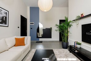 Nicht klassifiziertes Bild, 2 von 39, Schaltfläche