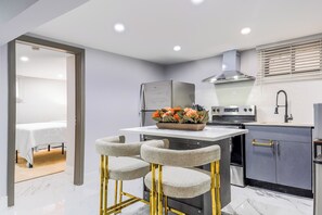 Uklassifisert bilde, 4 av 12, knapp