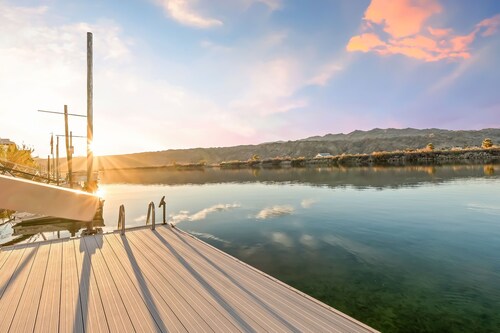 5 BDR Riverfront Home Escape in Bullhead City-Laughlin