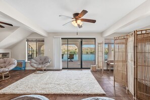 Interior - 5 BDR Riverfront Home Escape in Bullhead City-Laughlin (Bullhead City)