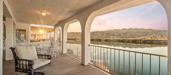 5 BDR Riverfront Home Escape in Bullhead City-Laughlin