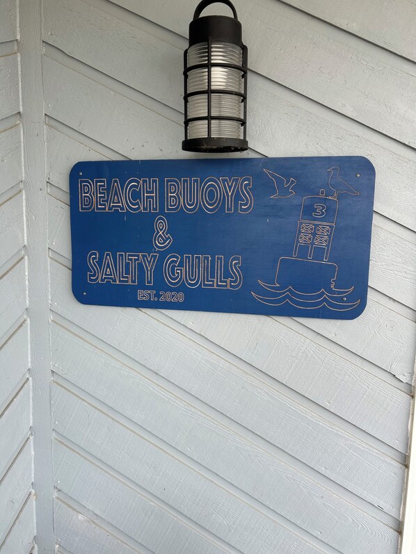 Nicht klassifiziertes Bild, 1 von 7, Schaltfläche