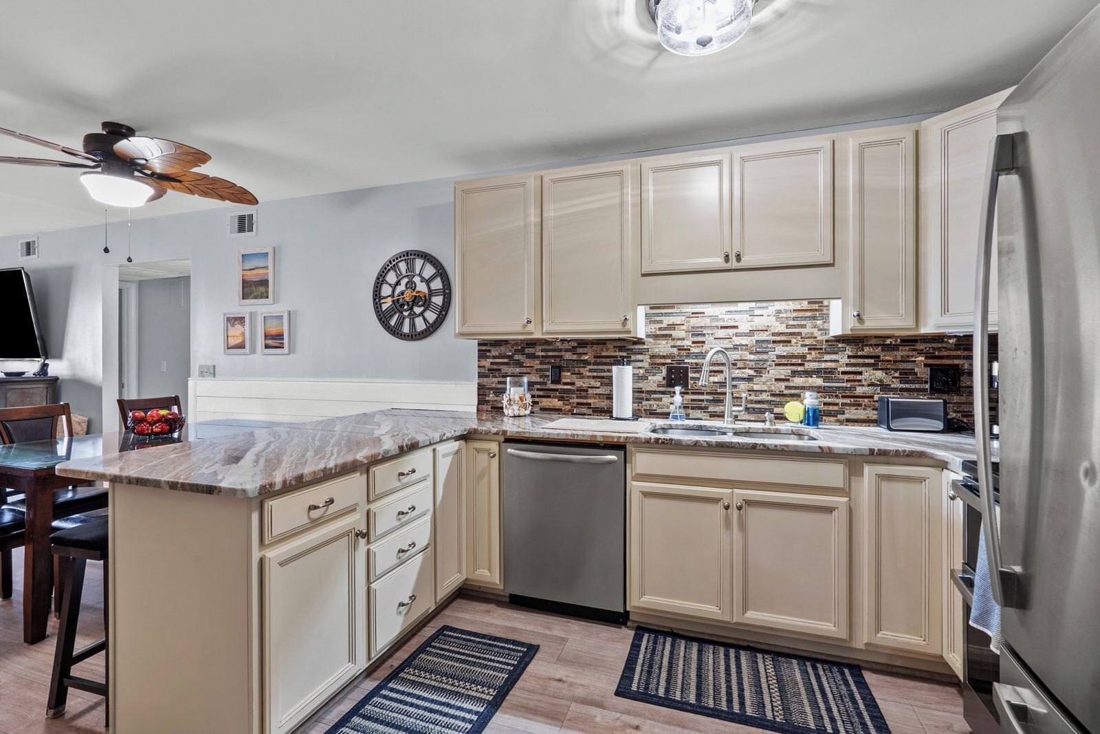 Condo, Multiple Beds, Balcony, Partial Ocean View (Sea Cloisters 101E) | Private kitchen