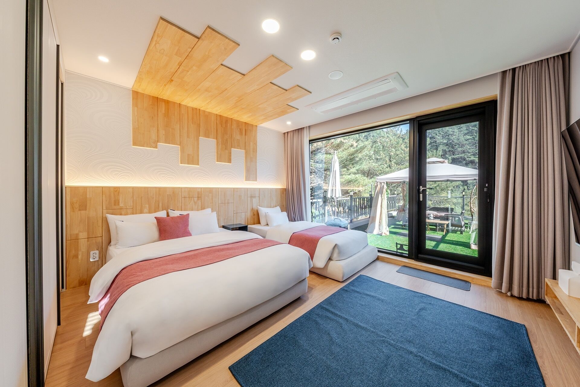 Basic Room, 2 Bedrooms (Room S) | 1 bedroom, WiFi (free)