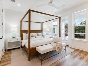 6 bedrooms, free WiFi, bed sheets, wheelchair access - 🦩Book Me Baby! Daydream Believer in Seagrove Beach 🦩 (Seagrove Beach)