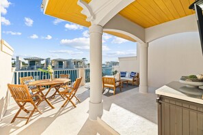 Outdoor dining - 🦩Book Me Baby! Coastal Grove in Santa Rosa Beach🦩 (Santa Rosa Beach)