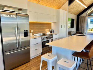 Microwave, oven, dishwasher, electric kettle