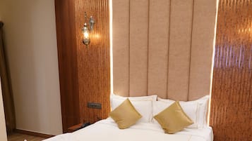 Deluxe Double Room | Free WiFi