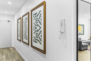 Interior - Amazing 3BR Apt(Parking)/ICC/DarlingHarbour-10 min (Ultimo)