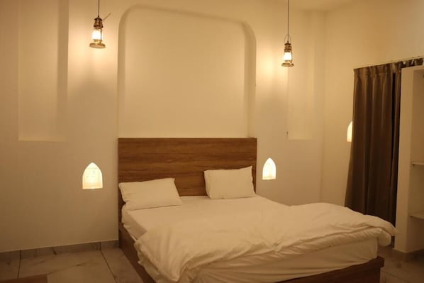 Deluxe Double Room, Garden View