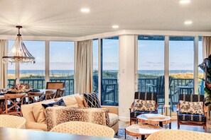 TV - Sea Gull #101LK: Beachfront 2 Bedroom 2 Bathroom With Spectacular Views and 24 Hour Management (Port Aransas)