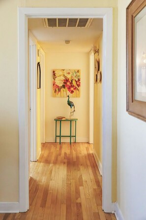 Interior - The Fried Green Tomato House. (Abilene)