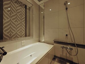 Superior-Doppelzimmer | Badezimmer