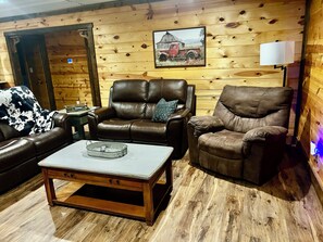 Uklassifisert bilde, 2 av 12, knapp