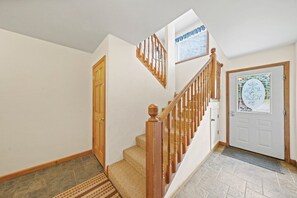 Interior - Cascade View Townhouse/Beautiful 3-bedroom townhome in peaceful Ouray! (Ouray)