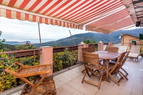 SESTRI Villa Vignolo With Pool  CIN IT010059C28YVFUXKH