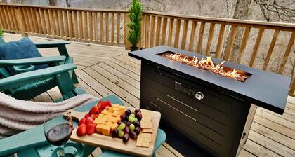 Modern Chalet for 8 - Near Hiking & Buffalo River