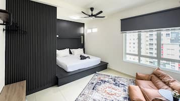 Apartamento, 3 quartos, sacada, vista para a cidade | Ferros/tábuas de passar roupa, Wi-Fi de cortesia