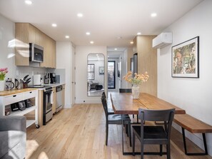 Unclassified image, 4 of 15, button - Three Bedroom Suite in Condo-Hotel (The Serene Hotel Group) (Brooklyn)