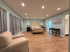 4 chambres, fer et planche à repasser, Wi-Fi, draps fournis