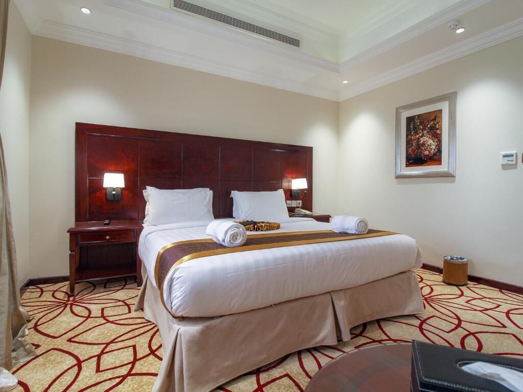 컴포트 스위트, 시내 전망 | 객실 내 금고, 다리미/다리미판, 무료 WiFi