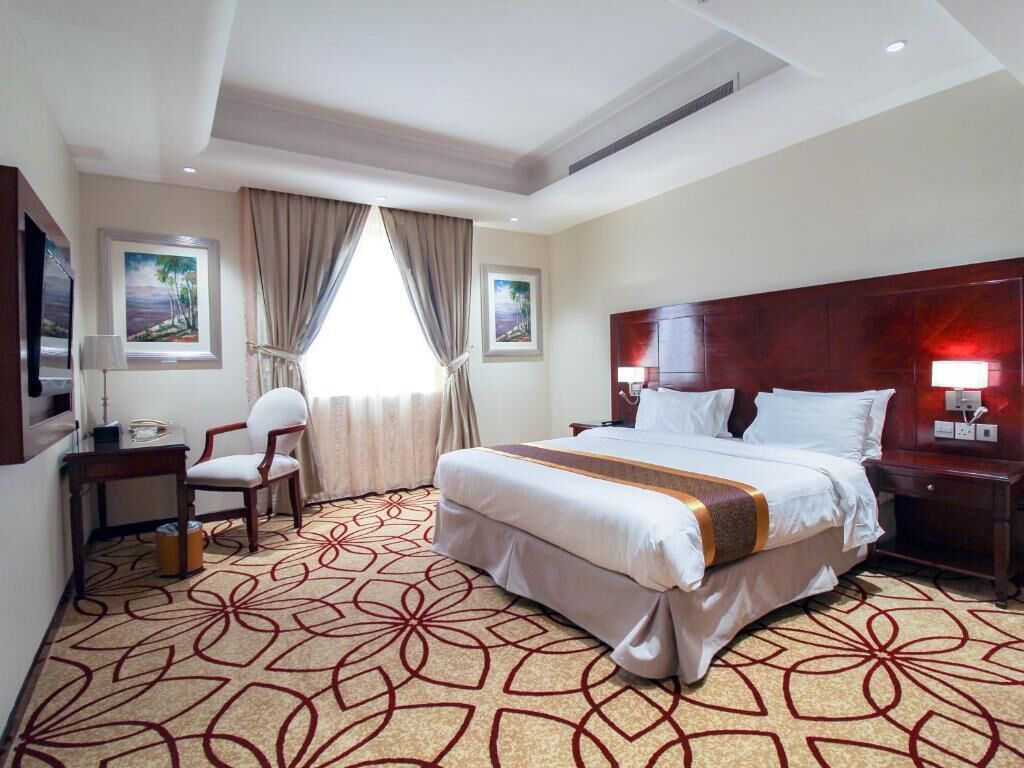 In-room safe, iron/ironing board, free WiFi