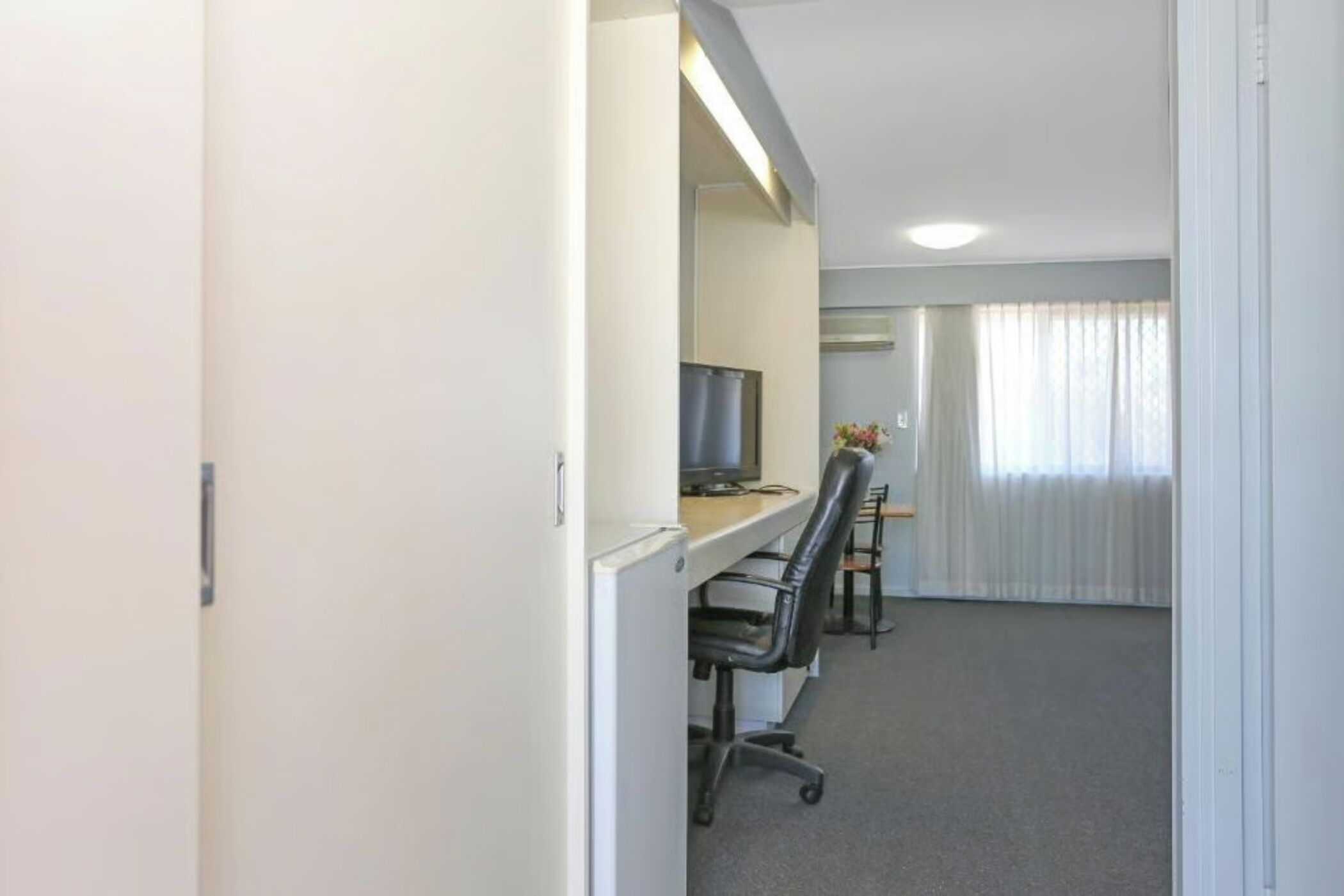 Familieværelse | Strygejern/strygebræt, baby-/barnesenge (tillægsgebyr)