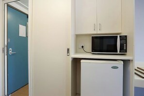 Family Room | Interior - Reef Resort By Coastal Letting (West Mackay)