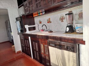 House, 4 Bedrooms, Balcony | Private kitchen - Discover the Colonial Jewel in Villeta-cundinamarc (Villeta)