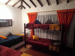 House, 4 Bedrooms, Balcony | 4 bedrooms - Discover the Colonial Jewel in Villeta-cundinamarc (Villeta)