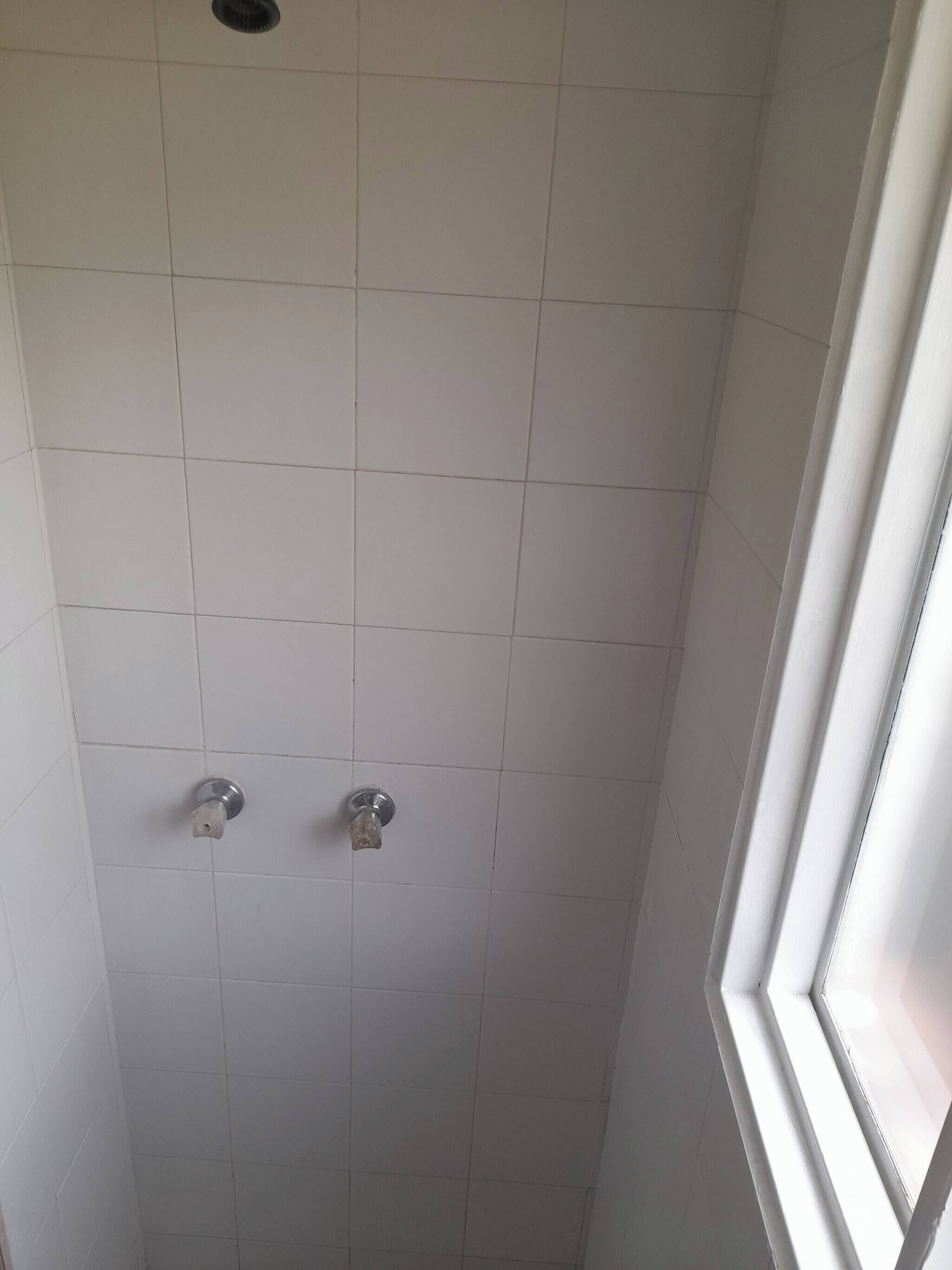 House, 4 Bedrooms, Balcony | Bathroom