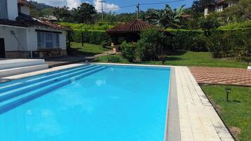 House, 4 Bedrooms, Balcony | Pool | Outdoor pool