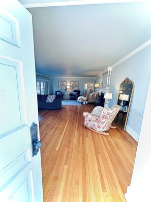 Nicht klassifiziertes Bild, 5 von 55, Schaltfläche