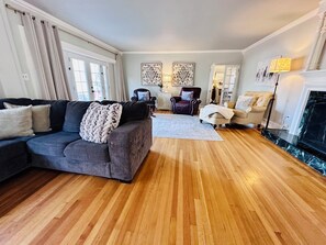 Nicht klassifiziertes Bild, 3 von 55, Schaltfläche