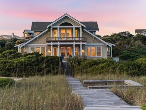 Exterior - Sandbagger is an unforgettable luxury beach retreat with hypnotic views. (Bald Head Island)
