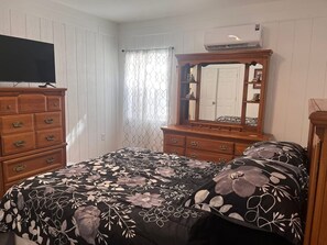 4 quartos, ferros/tábuas de passar roupa, Wi-Fi, roupa de cama