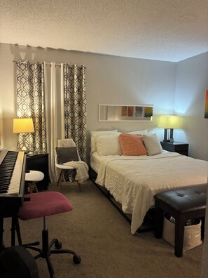 Room - Shared Condo Located in the Heart of Indian Rocks Beach (Indian Rocks Beach)