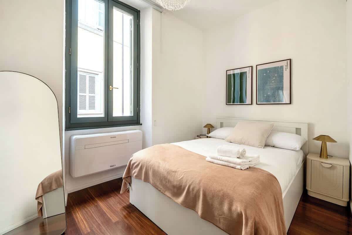 1 bedroom, travel cot, free WiFi